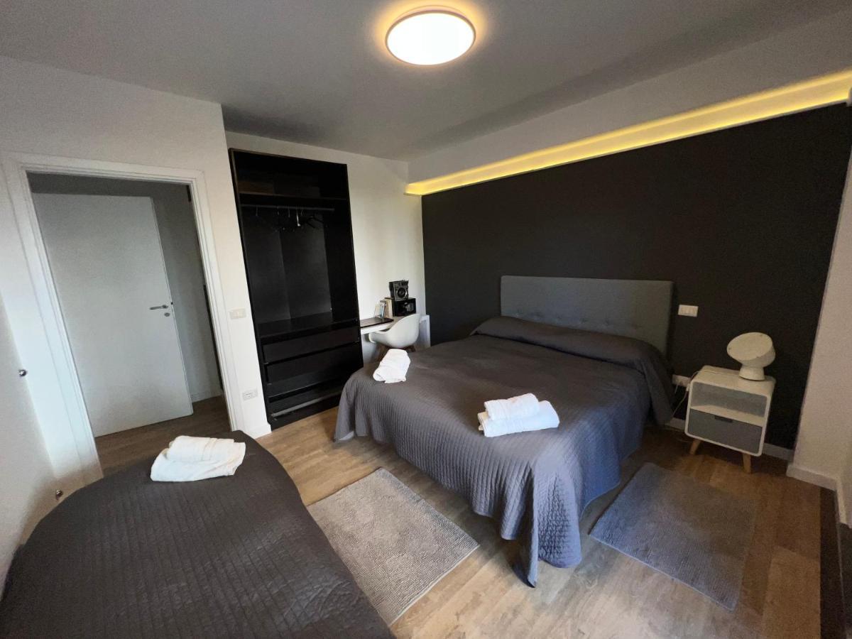 Domi Apartments Wellness Помпеи Экстерьер фото