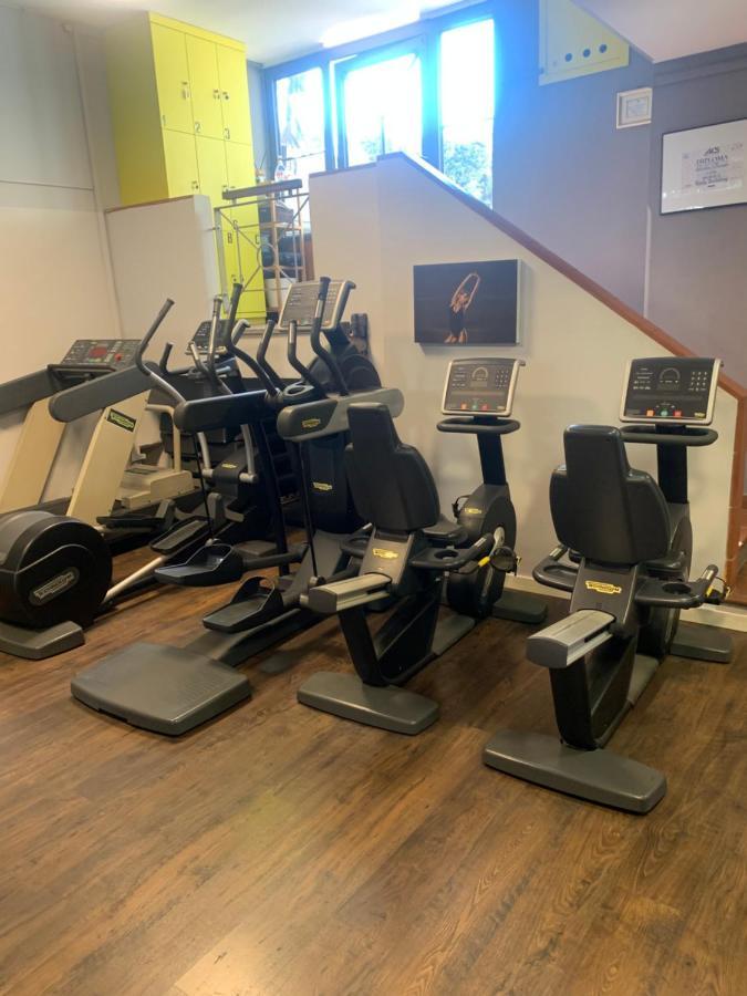 Domi Apartments Wellness Помпеи Экстерьер фото